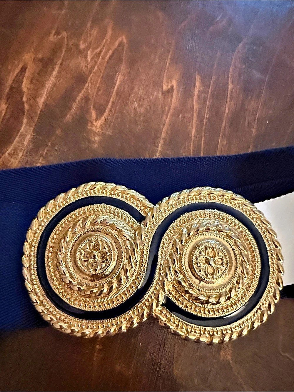 Capri day-lor Gold-Tone Double Circle Buckle Belt in Blue